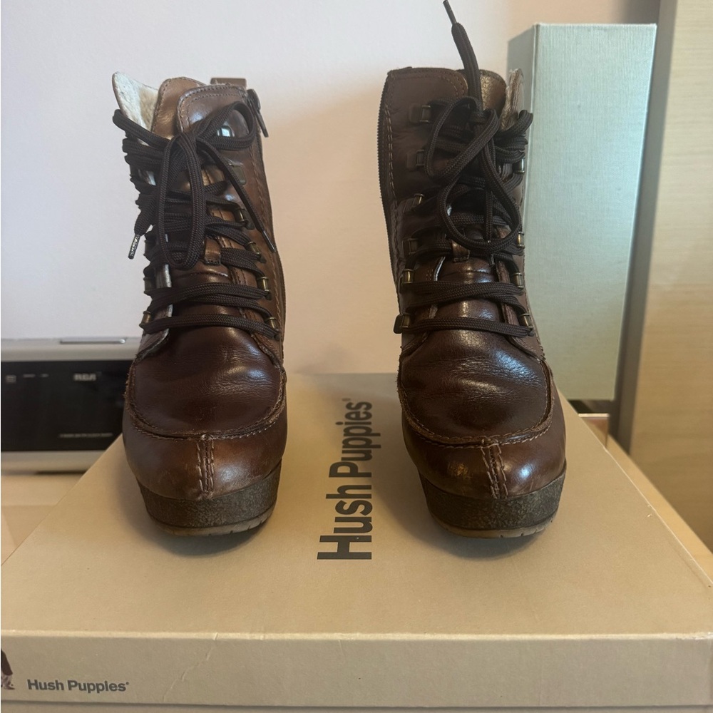 Hush Puppies women’s  Dark Brown Lace-Up Boots with fur inside